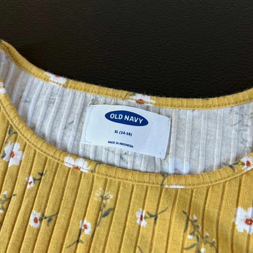 Old Navy Floral Ribbed Top Ruffle‎ Sleeve Girls Shirt Mustard Yellow Extra Large